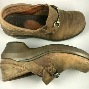Ariat Womens Del Mar Distressed Brown Leather Clog